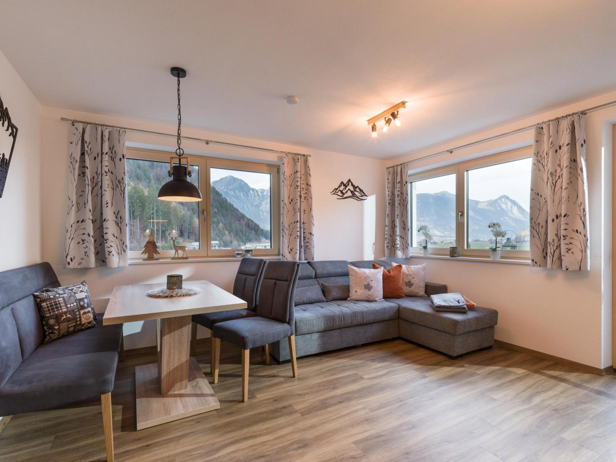 Lodge Schoenfeld Шлиттерс Номер фото